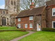 3 Bedroom Semi detached House For Sale In Toddington,...