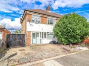 3 Bedroom Semi detached House For Sale In Upminster
