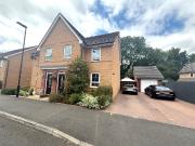 3 bedroom semi detached house for sale in Vancouver Way,...