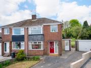 3 bedroom semi detached house for sale in Vicarage...
