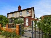 3 Bedroom Semi detached House For Sale In Wakefield