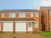 3 Bedroom Semi detached House For Sale In Wakefield
