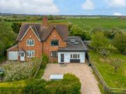 3 Bedroom Semi detached House For Sale In Warwickshire
