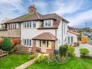 3 bedroom semi detached house for sale in Wayside...