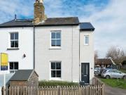 3 Bedroom Semi detached House For Sale In West Molesey,...