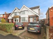 3 bedroom semi detached house for sale in Willingdon...