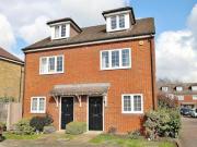 3 Bedroom Semi detached House For Sale In Woking, Surrey