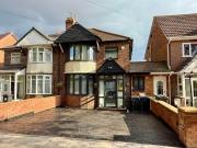 3 bedroom semi detached house for sale in Woodacre Road,...