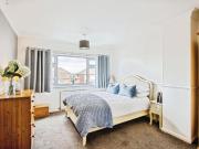 3 bedroom semi detached house for sale in Woodland Rise,...