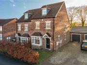 3 bedroom semi detached house for sale in Woodlands...