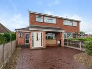 3 Bedroom Semi detached House For Sale In Worcester