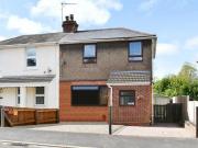 3 Bedroom Semi detached House For Sale In Worcester,...