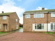 3 Bedroom Semi detached House For Sale In Worcester,...