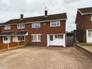 3 Bedroom Semi detached House For Sale In Worcester,...