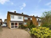 3 Bedroom Semi detached House For Sale In Worcester,...