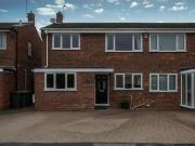 3 Bedroom Semi detached House For Sale In Yaxley,...