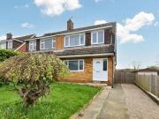 3 Bedroom Semi detached House For Sale In Yeadon, Leeds