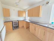 3 bedroom semi detached house Let Agreed in Bradford
