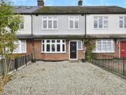 3 bedroom semi detached house to rent