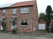 3 bedroom semi detached house to rent