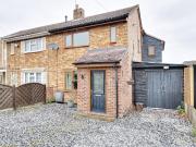3 bedroom semi detached house to rent