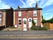 3 bedroom semi detached house to rent