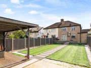 3 bedroom semi detached house to rent