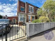 3 bedroom semi detached house to rent
