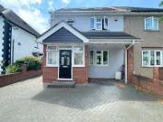 3 bedroom semi detached house to rent
