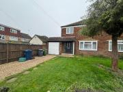 3 bedroom semi detached house to rent