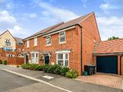 3 bedroom semi detached house to rent