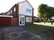 3 bedroom semi detached house to rent