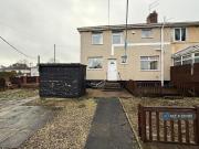 3 bedroom semi detached house to rent