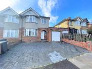 3 bedroom semi detached house to rent