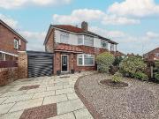 3 bedroom semi detached house to rent