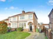 3 bedroom semi detached house to rent