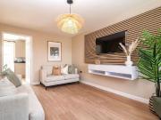 3 bedroom semi detached house to rent