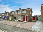 3 bedroom semi detached house to rent