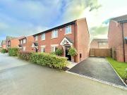 3 bedroom semi detached house to rent