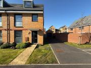 3 bedroom semi detached house to rent