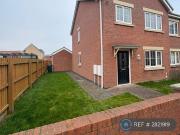 3 bedroom semi detached house to rent