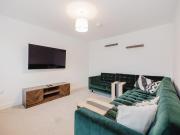 3 bedroom semi detached house to rent