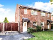 3 bedroom semi detached house to rent