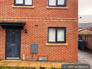3 bedroom semi detached house to rent