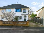 3 bedroom semi detached house to rent