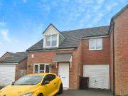 3 bedroom semi detached house to rent