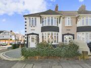 3 bedroom semi detached house to rent