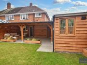 3 bedroom semi detached house to rent