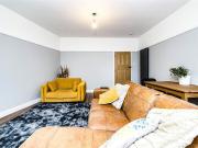 3 bedroom semi detached house to rent