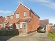 3 bedroom semi detached house to rent